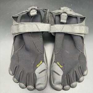 Men's Vibram FiveFingers Flow Neoprene Size 44 Black
